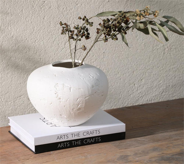 Caelum Vase